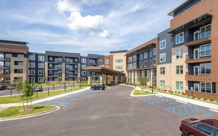 JLL has closed the sale of Discovery Village at Sandhill, a 187-unit independent living seniors housing community in Columbia, SC