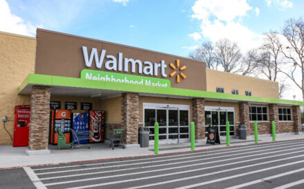 Colliers has completed the $39.4-million sale of a Walmart in Murfreesboro, TN.